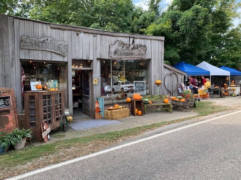 Funks Grove Country Store: Antiques, Primitives
