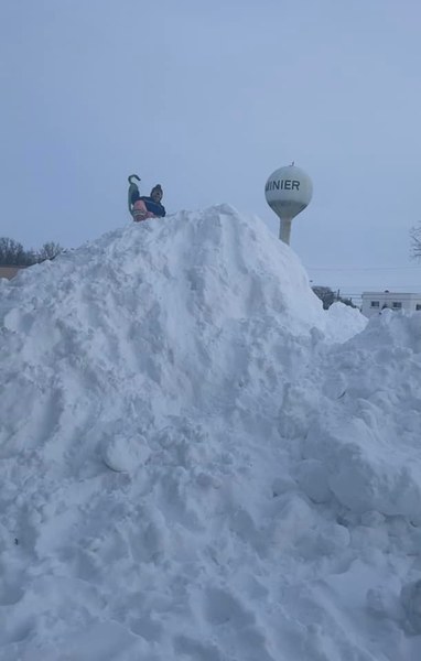 Winter Storm Landon Batters Central Illinois